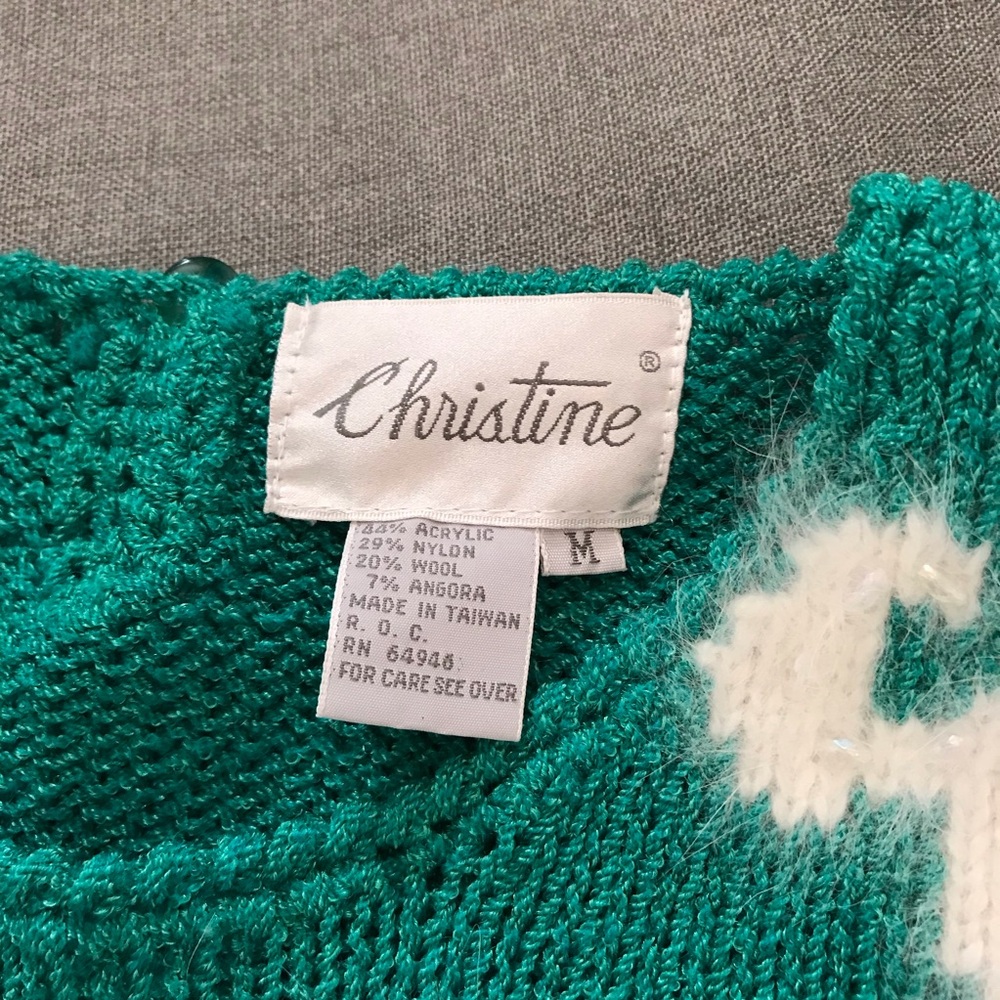 Vintage Green and White Patterned Sweater - Picture 7 of 9